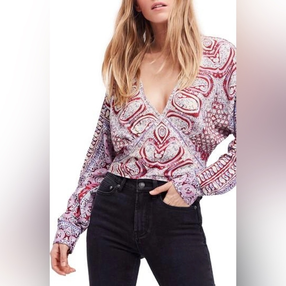 Free People Pink Red Paisley Deep V-Neck Boho Top Indie Sleaze Era - Small
